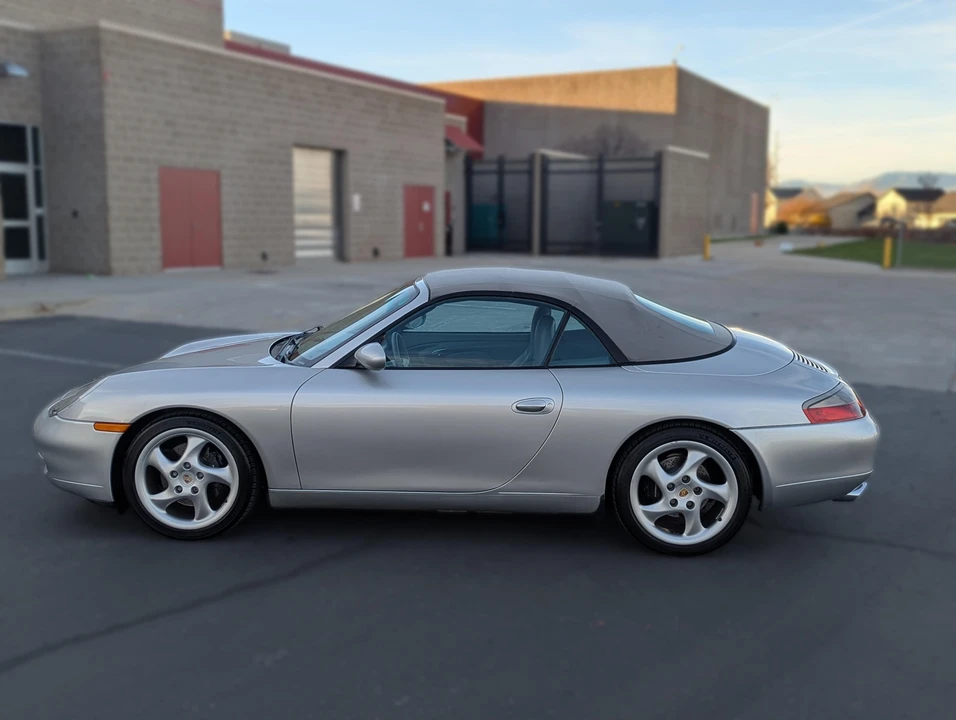 1999 Porsche 996 Carrera - Image 17 of 31