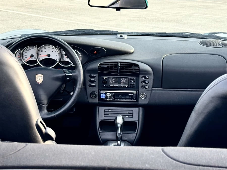 1999 Porsche 996 Carrera - Image 28 of 30