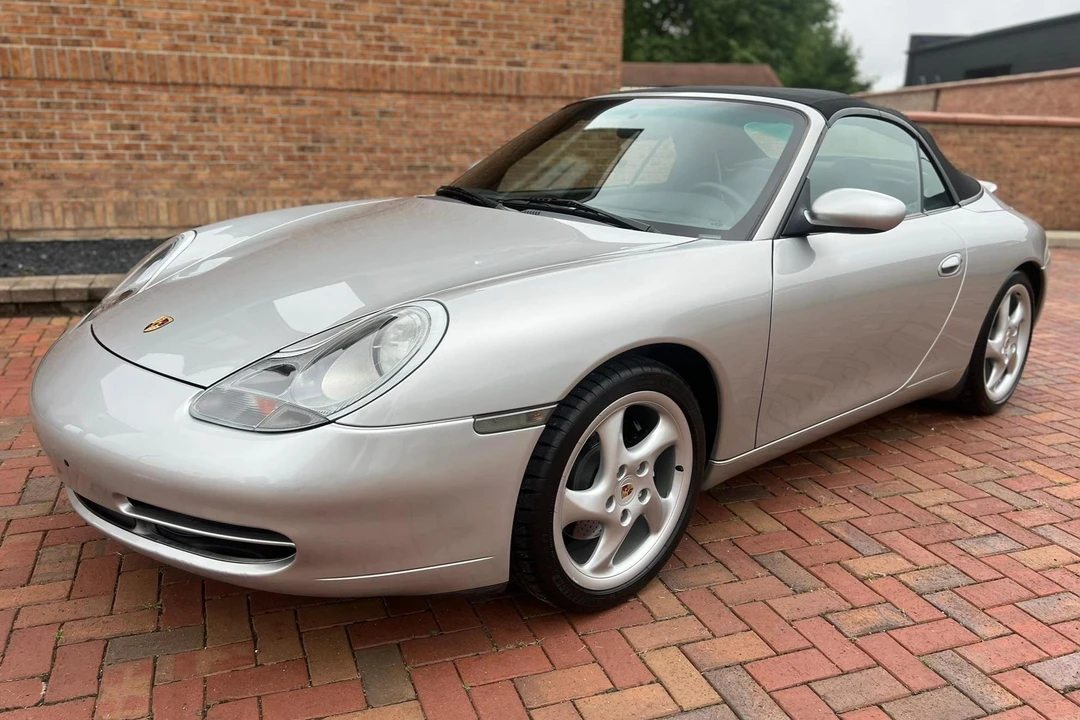 1999 Porsche 996 Carrera - Image 13 of 26
