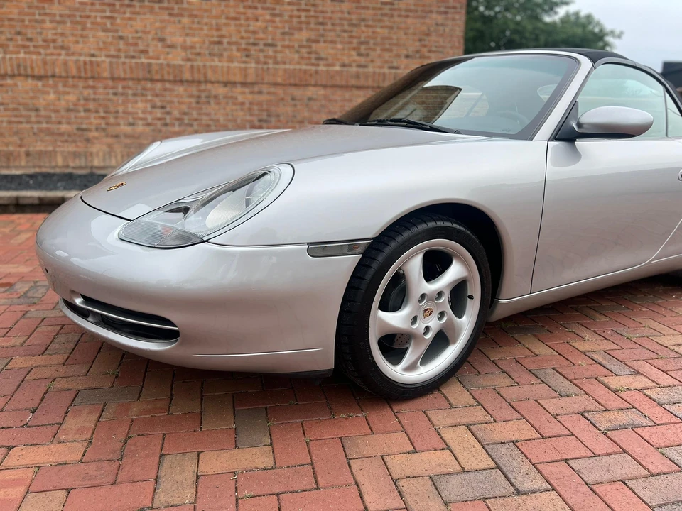 1999 Porsche 996 Carrera - Image 24 of 26