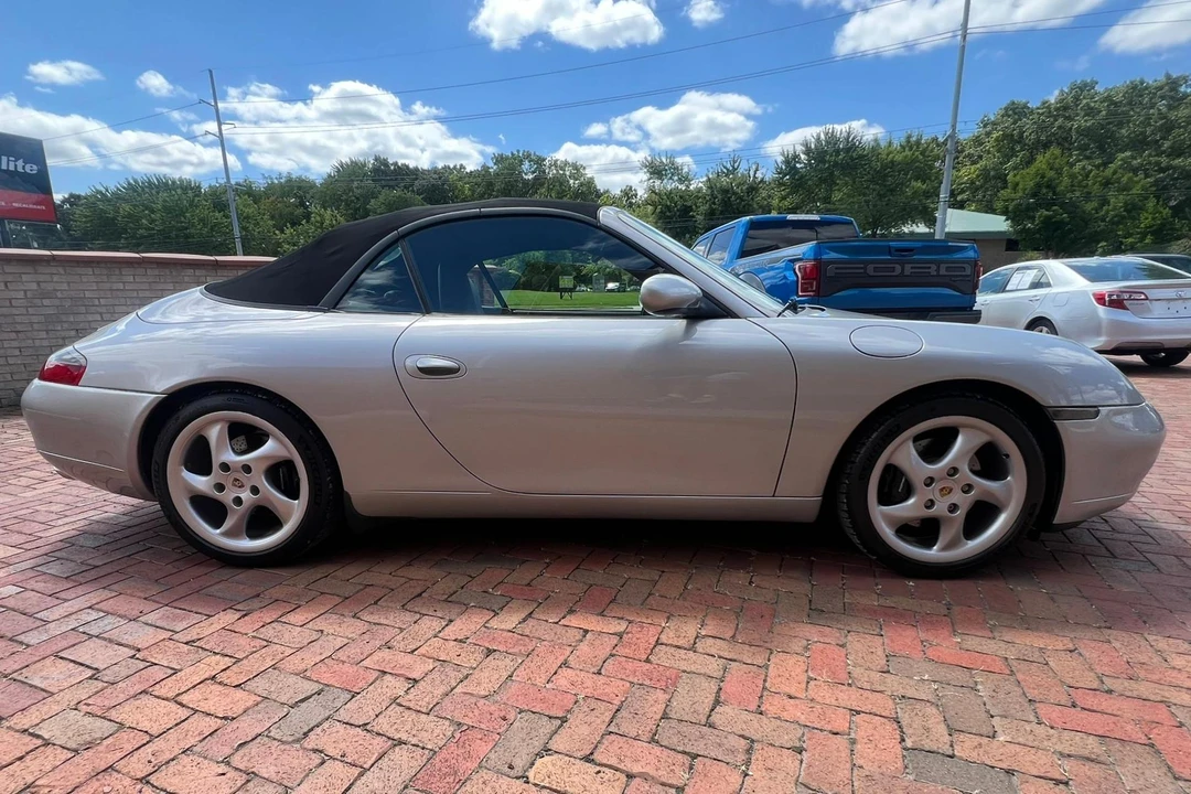 1999 Porsche 996 Carrera - Image 3 of 26