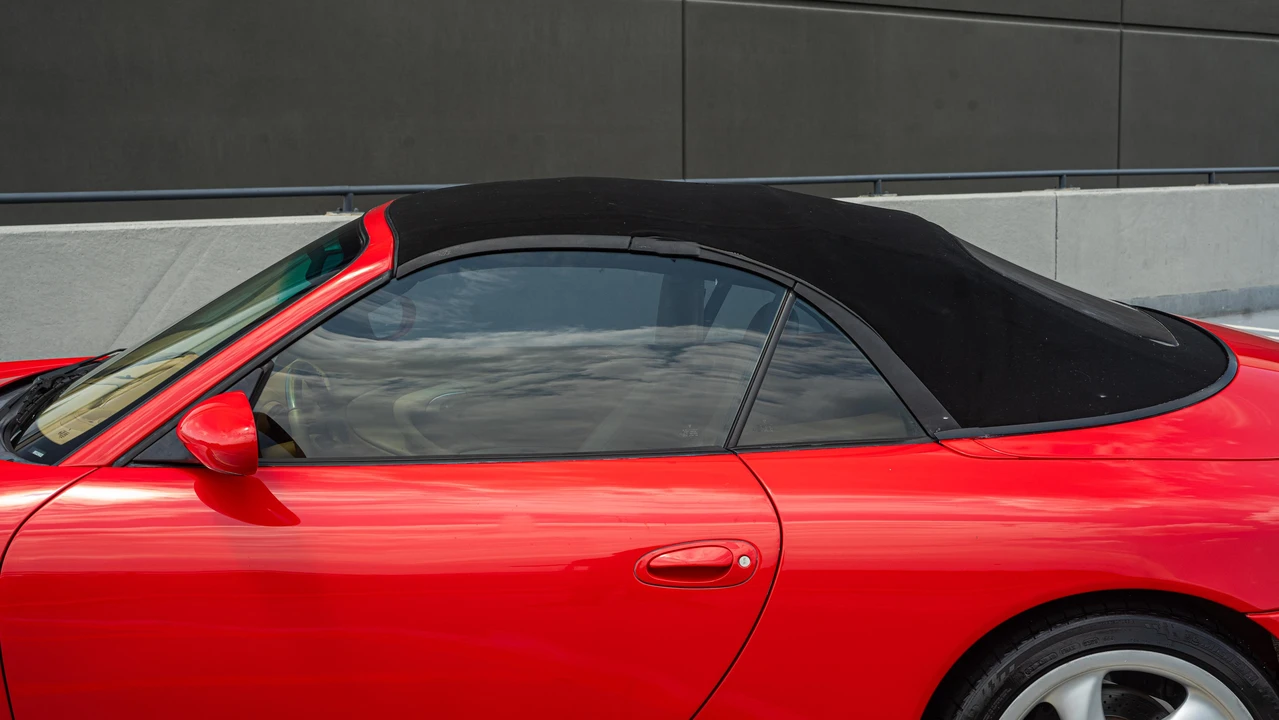 1999 Porsche 996 Carrera - Image 16 of 31