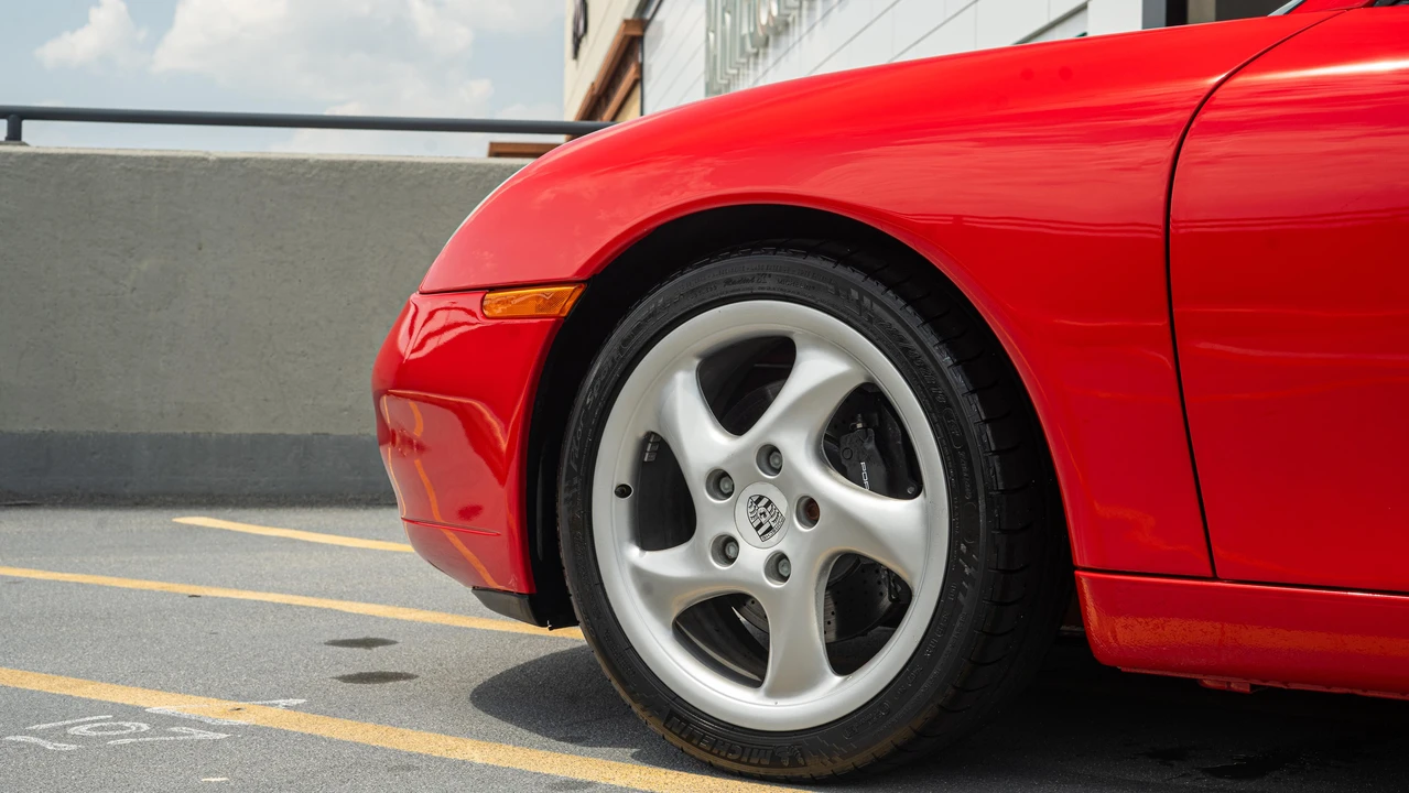 1999 Porsche 996 Carrera - Image 24 of 31