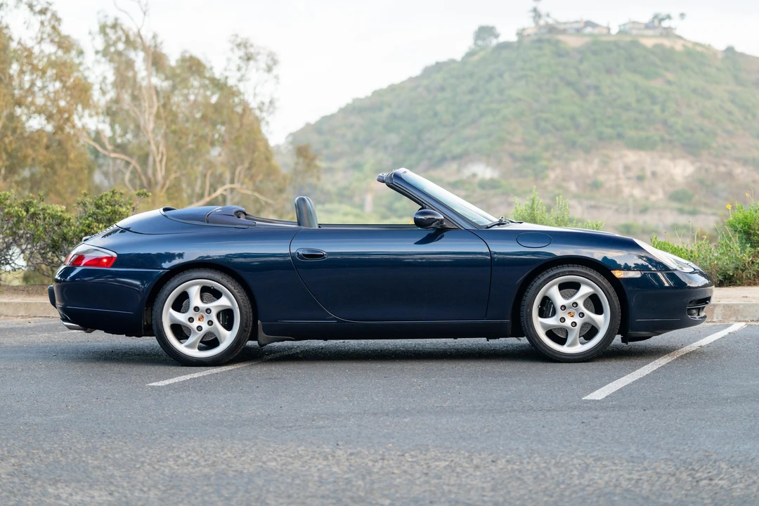 1999 Porsche 996 Carrera - Image 12 of 31
