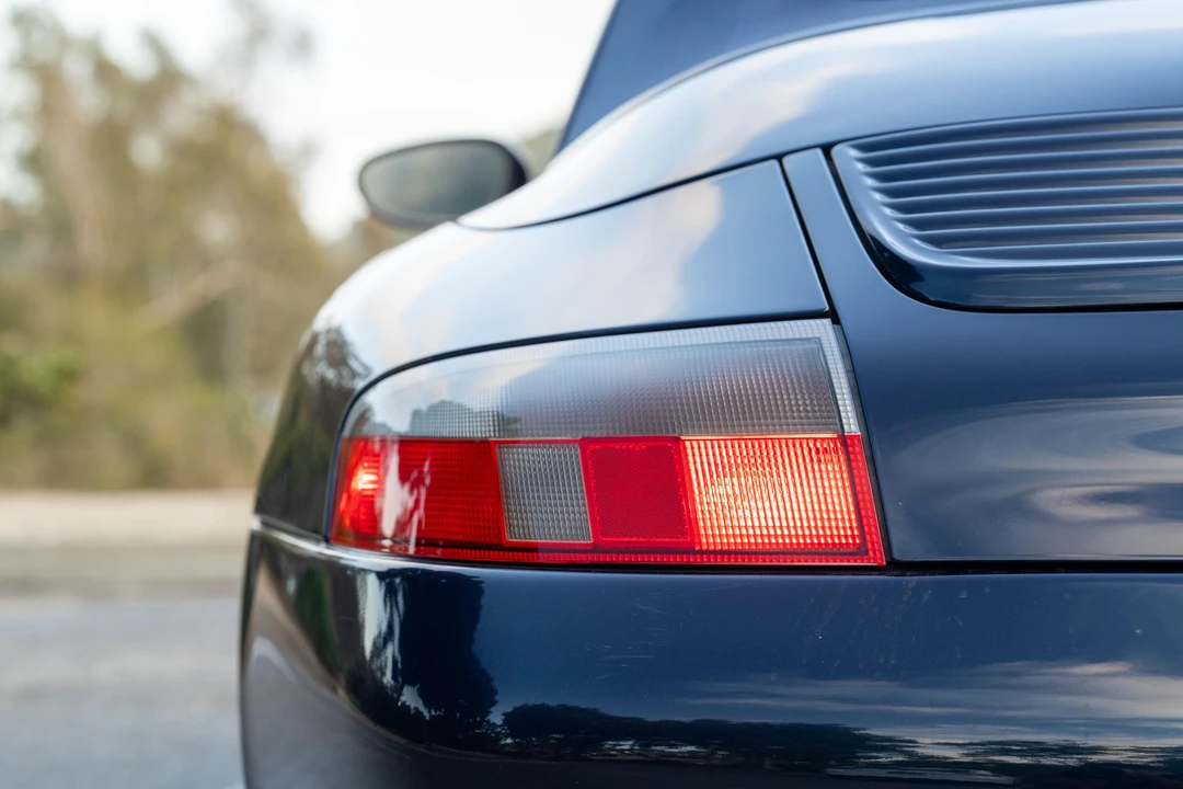 1999 Porsche 996 Carrera - Image 25 of 31