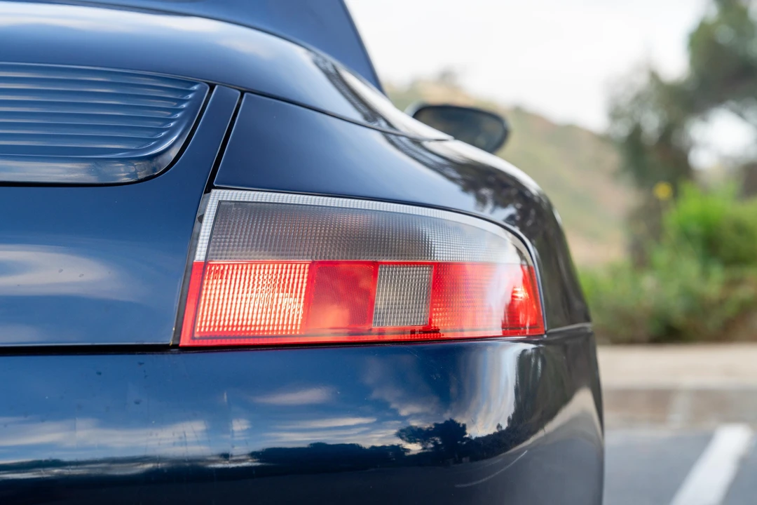 1999 Porsche 996 Carrera - Image 26 of 31
