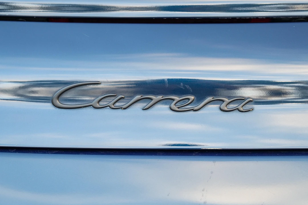 1999 Porsche 996 Carrera - Image 27 of 31