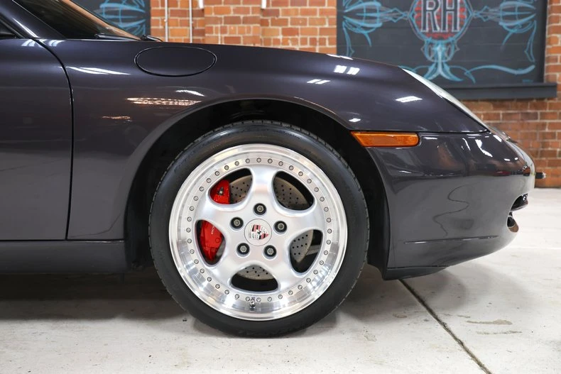 1999 Porsche 996 Carrera - Image 27 of 31