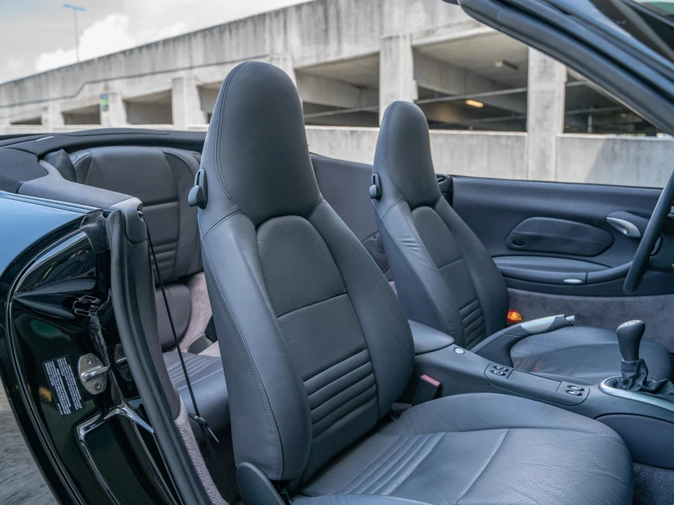 1999 Porsche 996 Carrera - Image 9 of 13