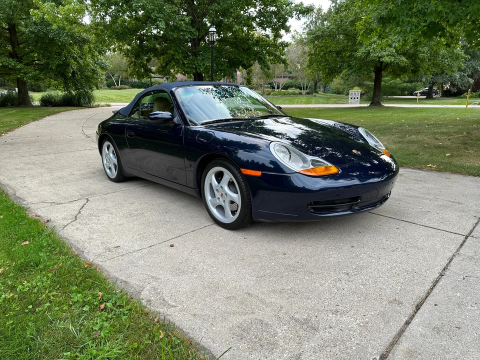 1999 Porsche 996 Carrera - Image 24 of 31