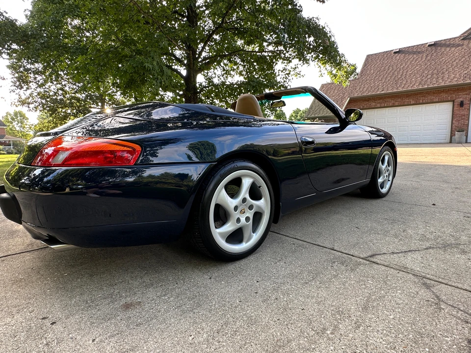 1999 Porsche 996 Carrera - Image 11 of 31