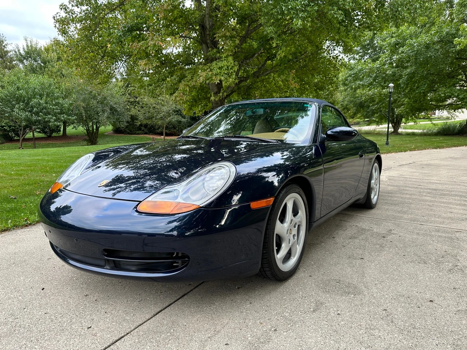 1999 Porsche 996 Carrera - Image 16 of 31