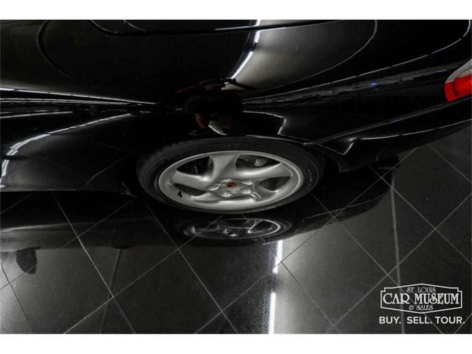 1999 Porsche 996 Carrera - Image 14 of 31