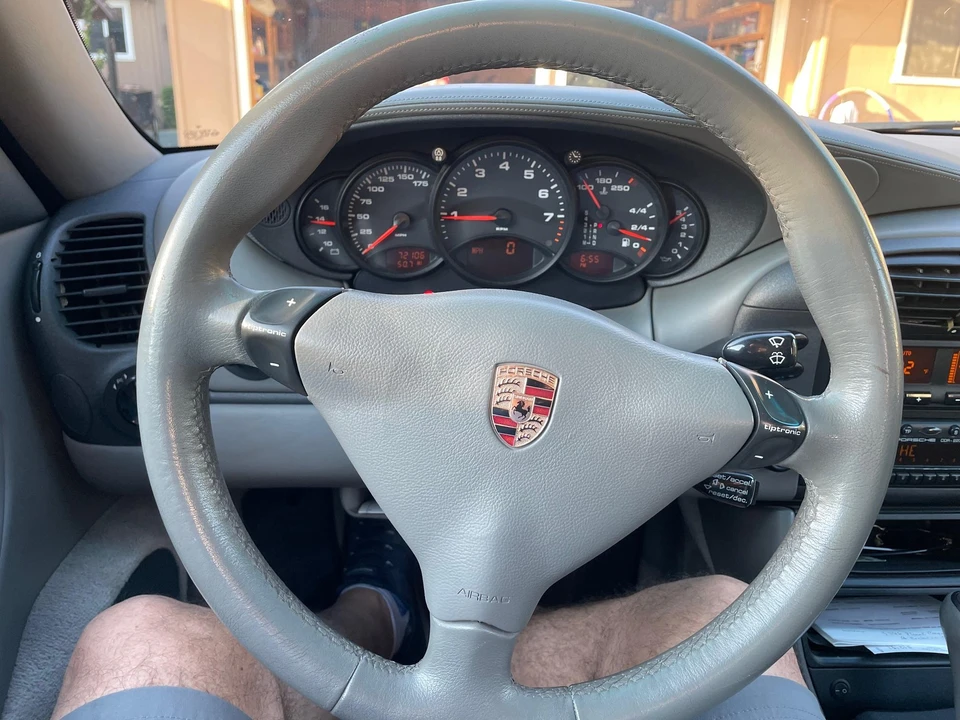 1999 Porsche 996 Carrera - Image 29 of 31
