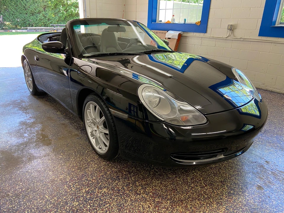 1999 Porsche 996 Carrera - Image 25 of 31