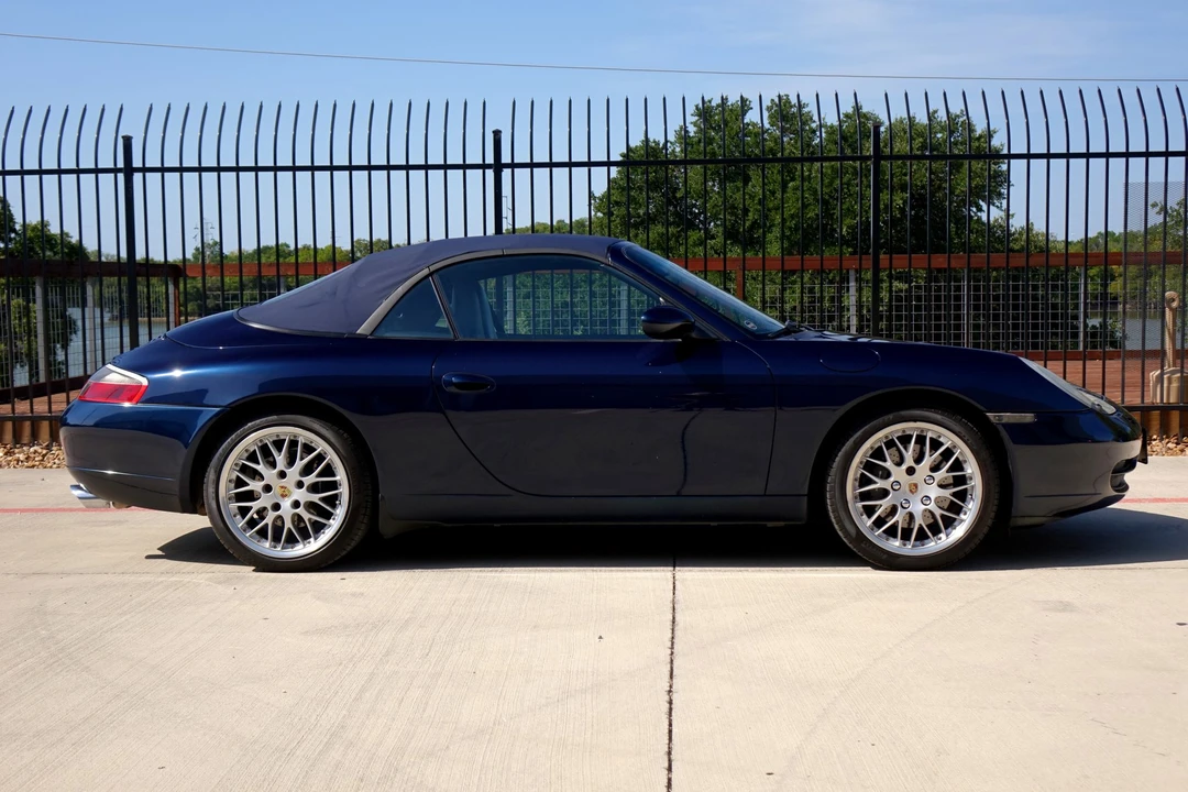 1999 Porsche 996 Carrera - Image 17 of 31