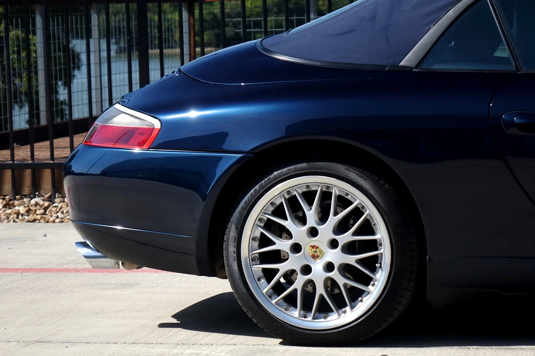 1999 Porsche 996 Carrera - Image 26 of 31