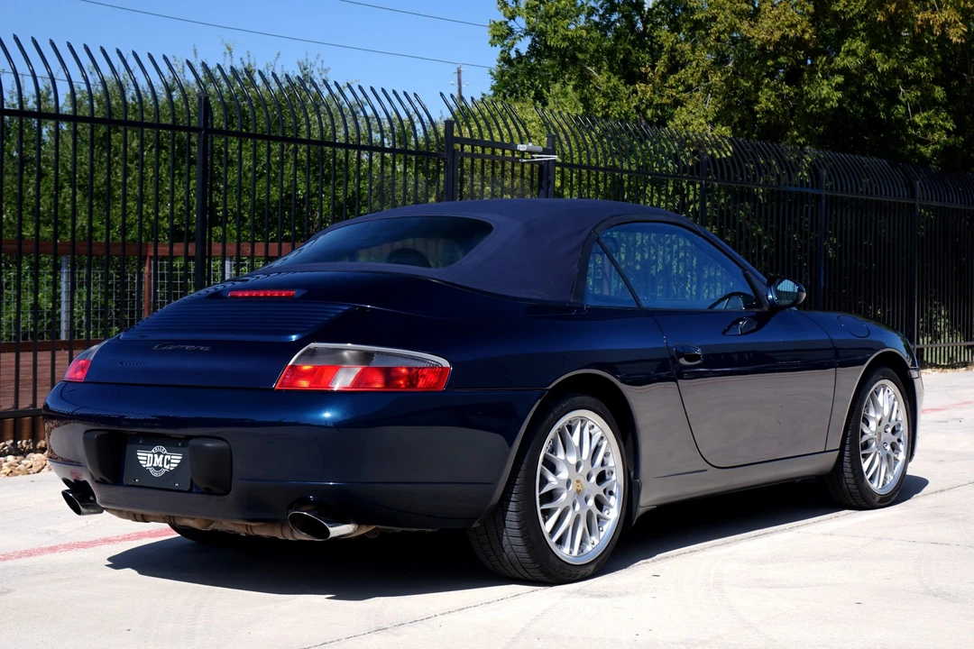 1999 Porsche 996 Carrera - Image 14 of 31