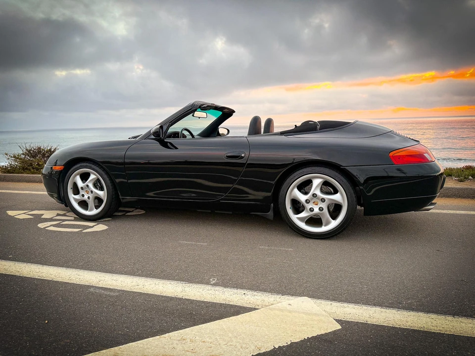 1999 Porsche 996 Carrera - Image 14 of 31