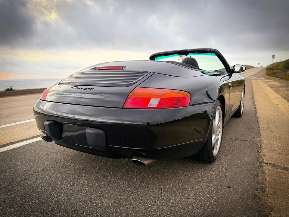 1999 Porsche 996 Carrera - Image 26 of 31