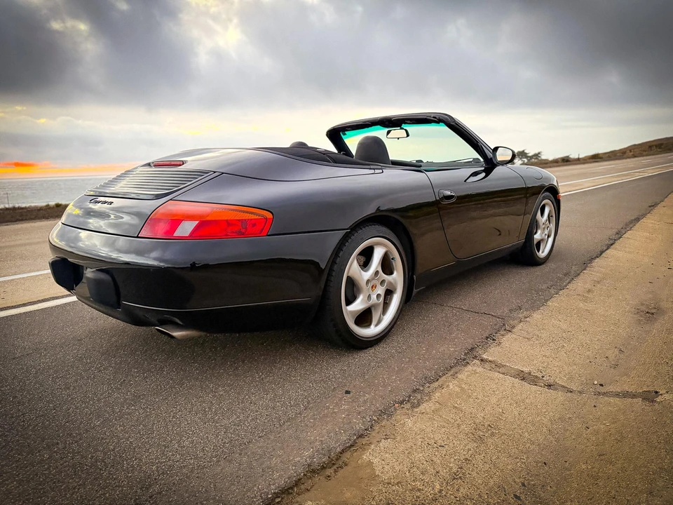 1999 Porsche 996 Carrera - Image 28 of 31