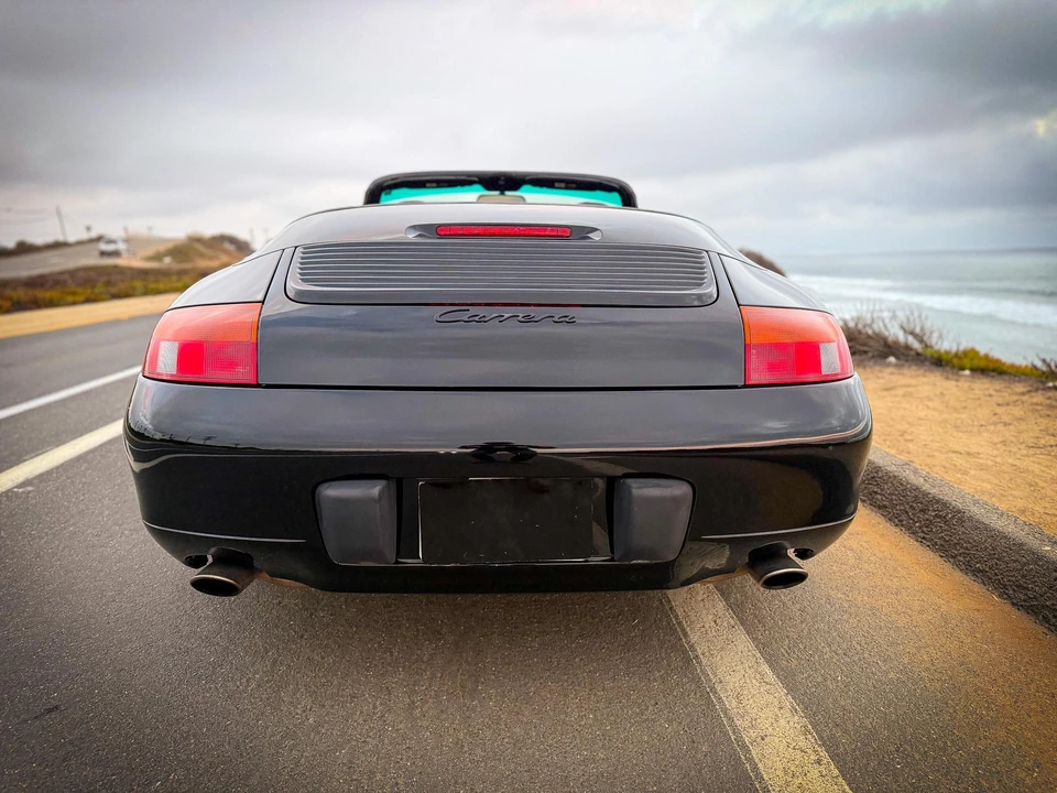 1999 Porsche 996 Carrera - Image 24 of 31