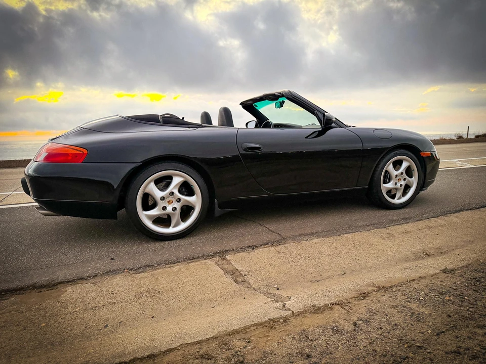 1999 Porsche 996 Carrera - Image 30 of 31