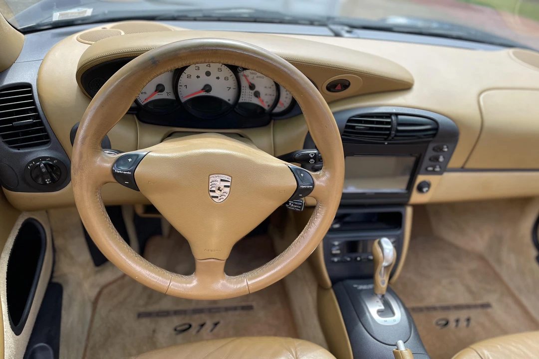 1999 Porsche 996 Carrera - Image 30 of 31