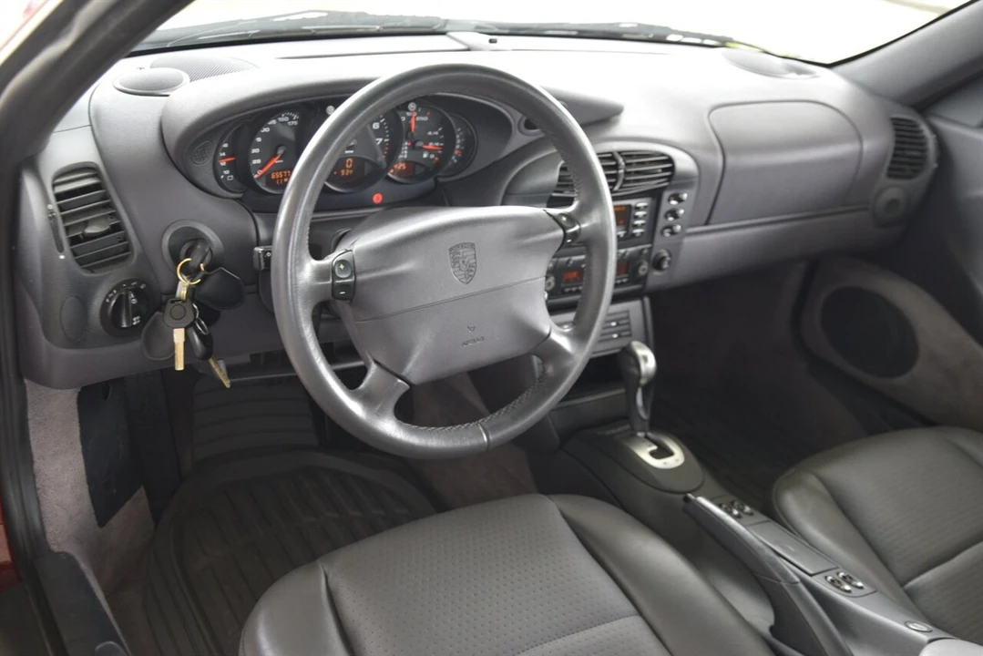 1999 Porsche 996 Carrera - Image 25 of 31