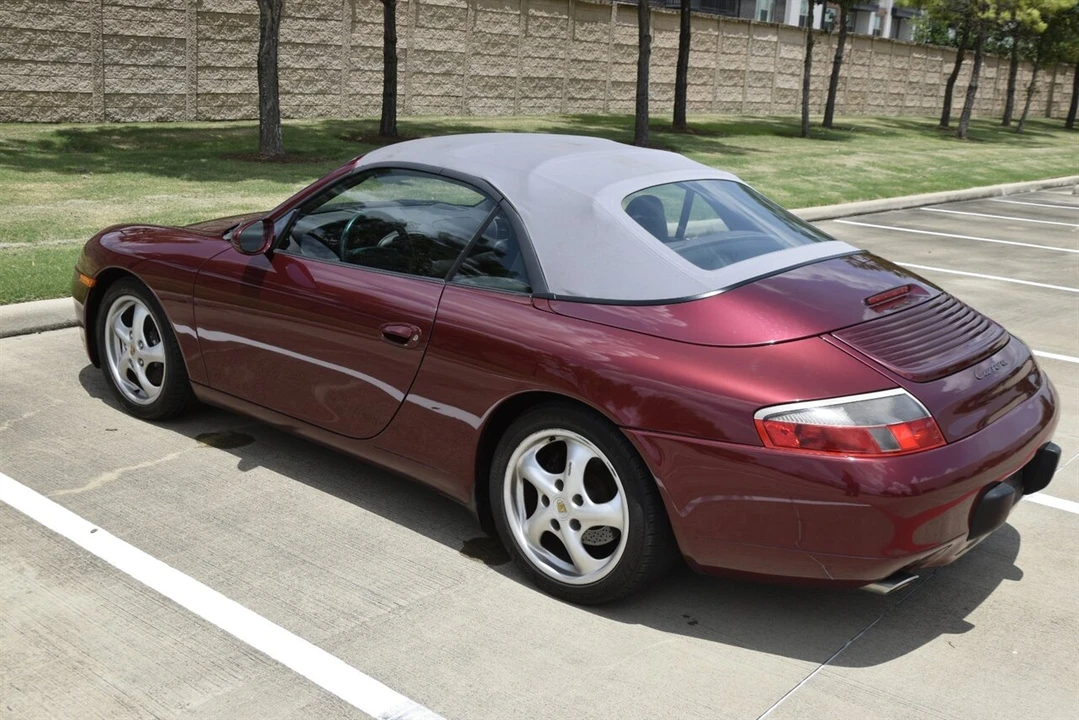 1999 Porsche 996 Carrera - Image 6 of 31