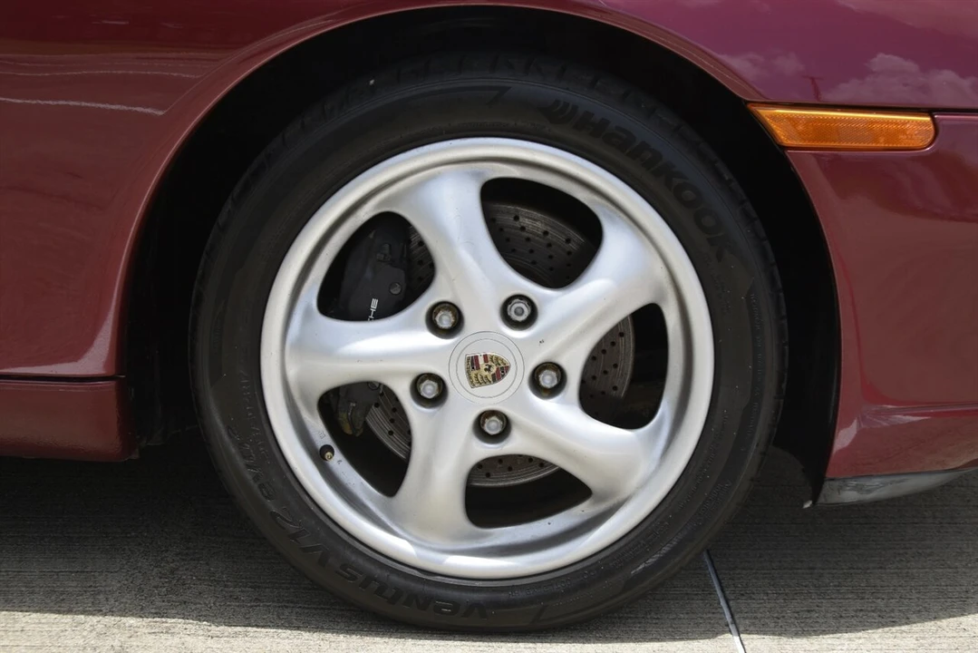 1999 Porsche 996 Carrera - Image 15 of 31