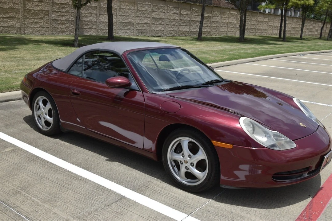 1999 Porsche 996 Carrera - Image 12 of 31
