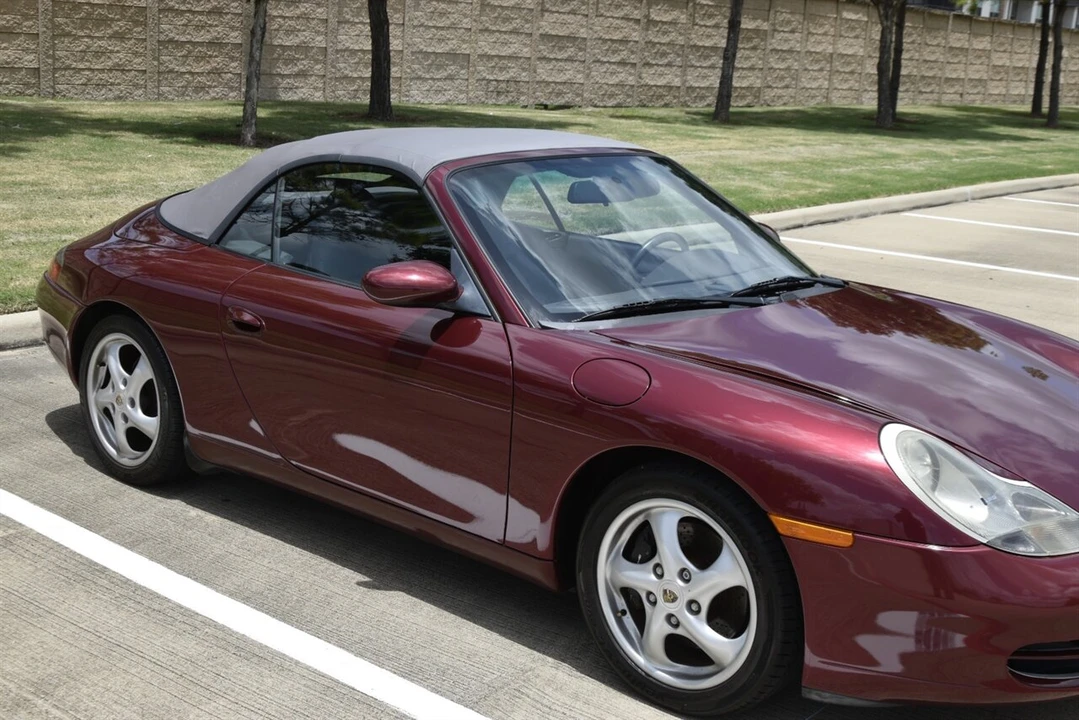 1999 Porsche 996 Carrera - Image 13 of 31