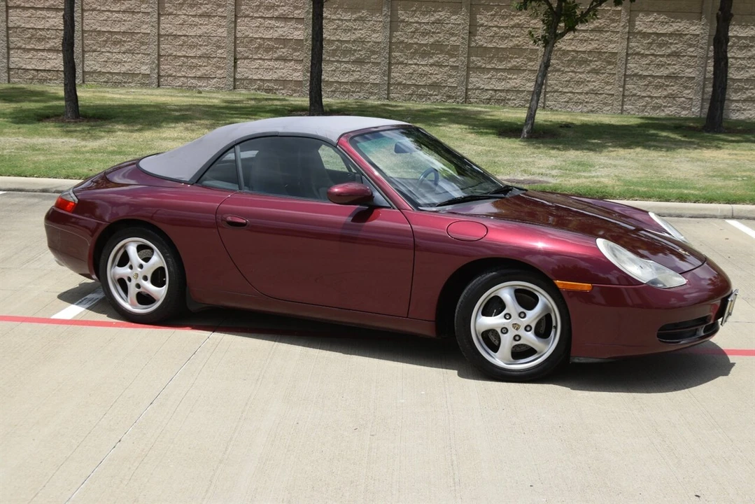1999 Porsche 996 Carrera - Image 9 of 31