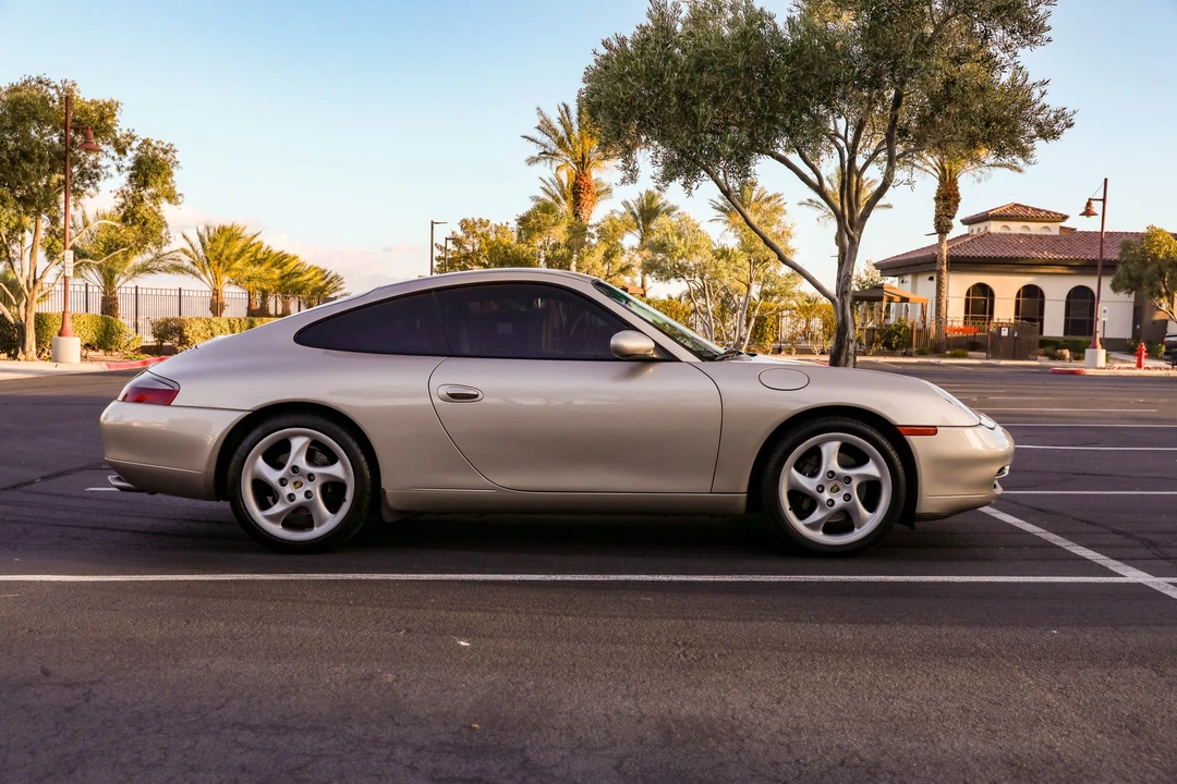 1999 Porsche 996 Carrera - Image 5 of 31