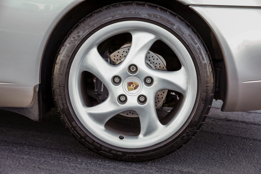 1999 Porsche 996 Carrera - Image 20 of 31
