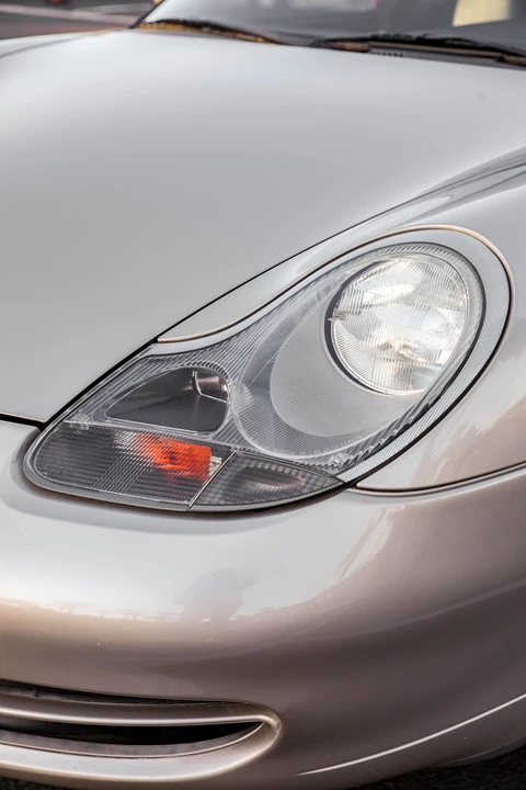 1999 Porsche 996 Carrera - Image 12 of 31