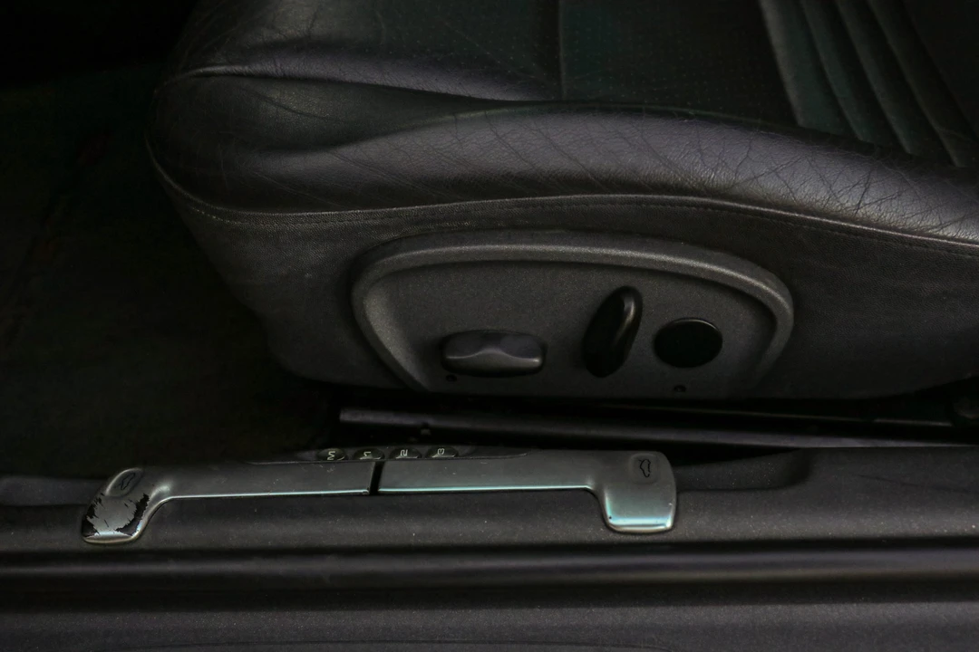 1999 Porsche 996 Carrera - Image 31 of 31