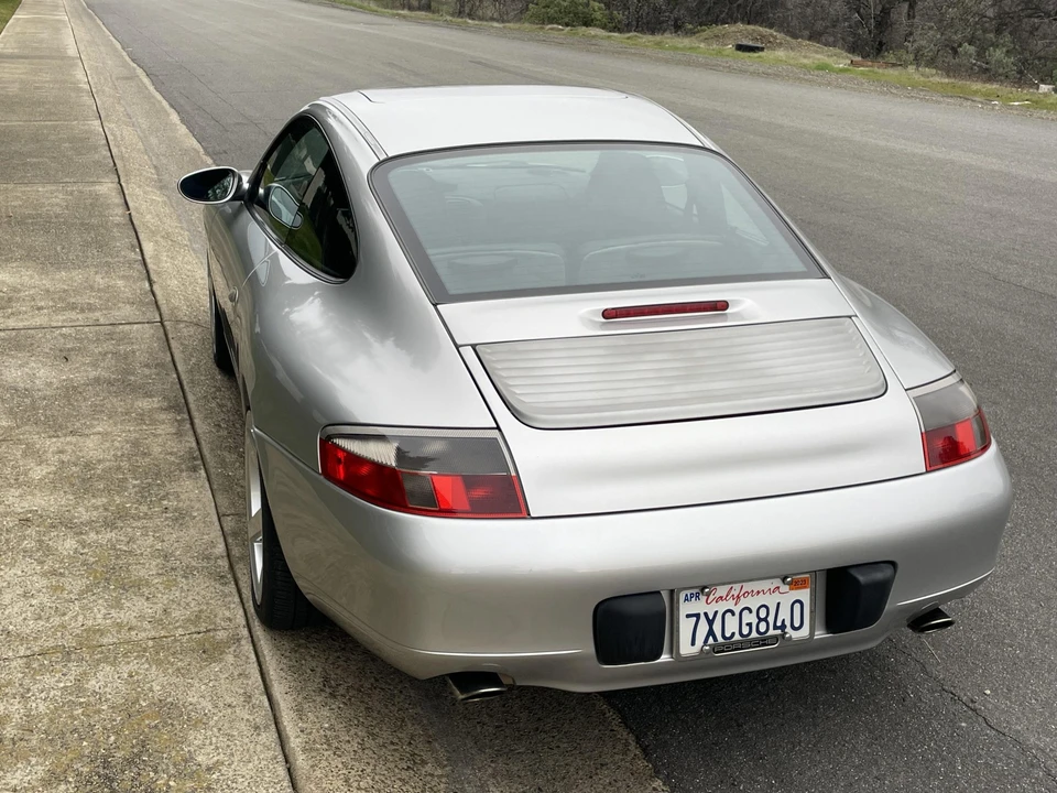 1999 Porsche 996 Carrera - Image 12 of 31