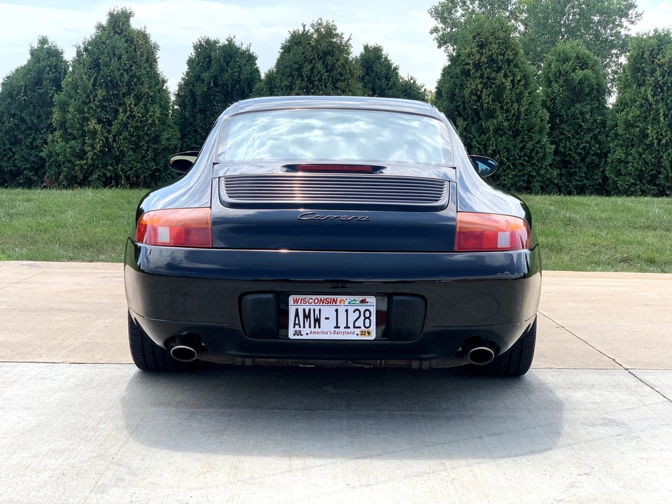 1999 Porsche 996 Carrera - Image 9 of 31