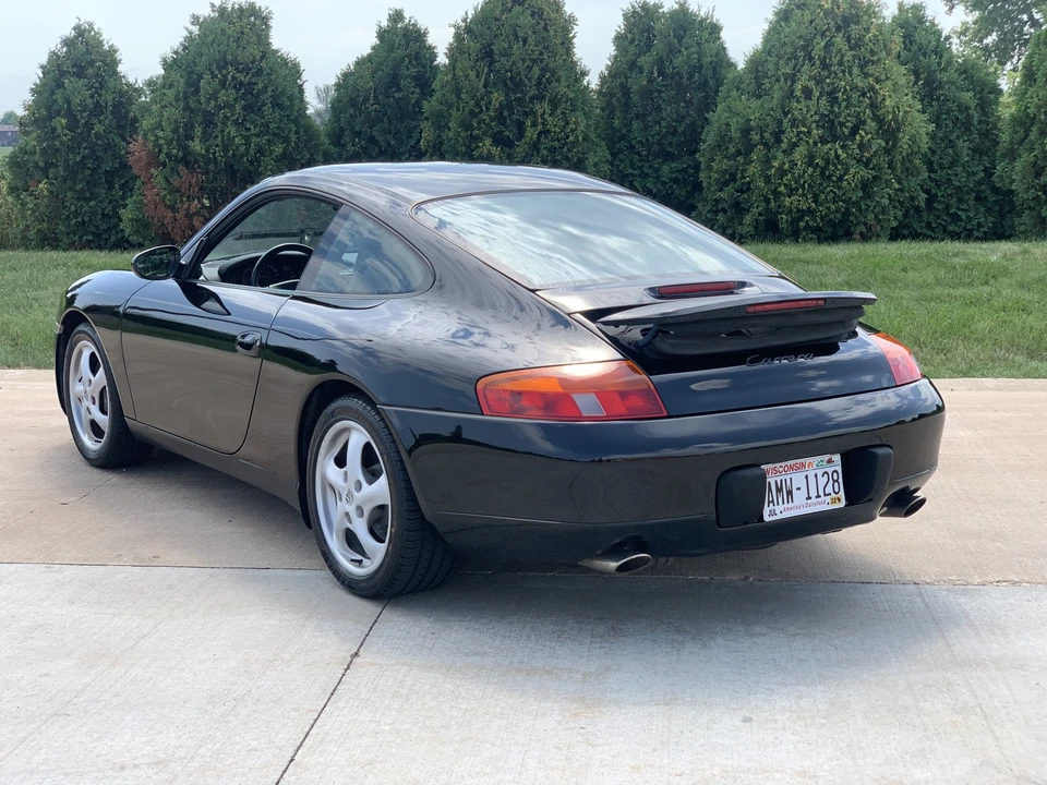 1999 Porsche 996 Carrera - Image 8 of 31