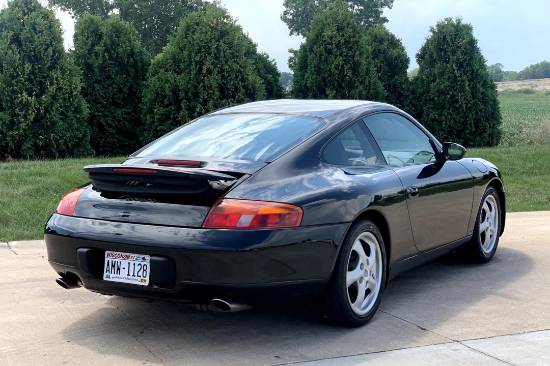 1999 Porsche 996 Carrera - Image 11 of 31