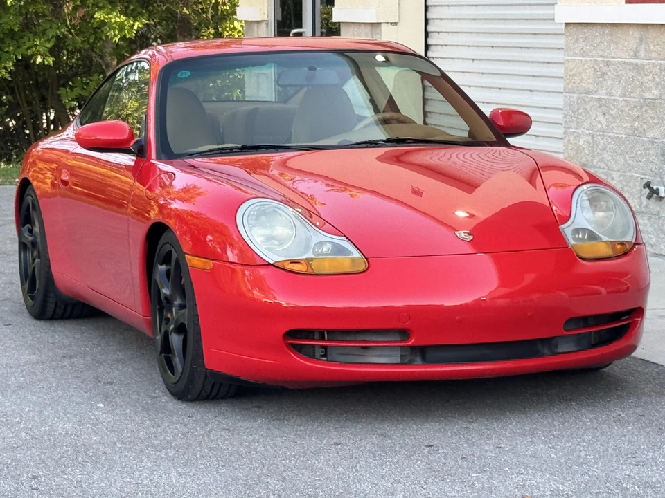 1999 Porsche 996 Carrera - Image 10 of 31