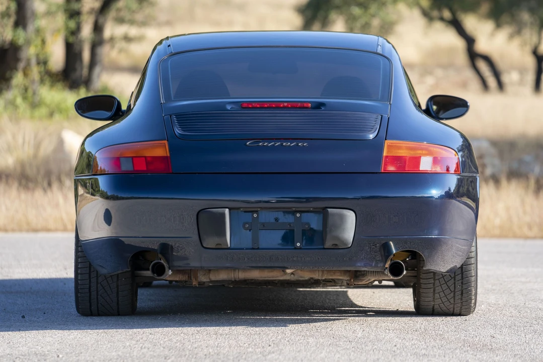 1999 Porsche 996 Carrera - Image 16 of 31