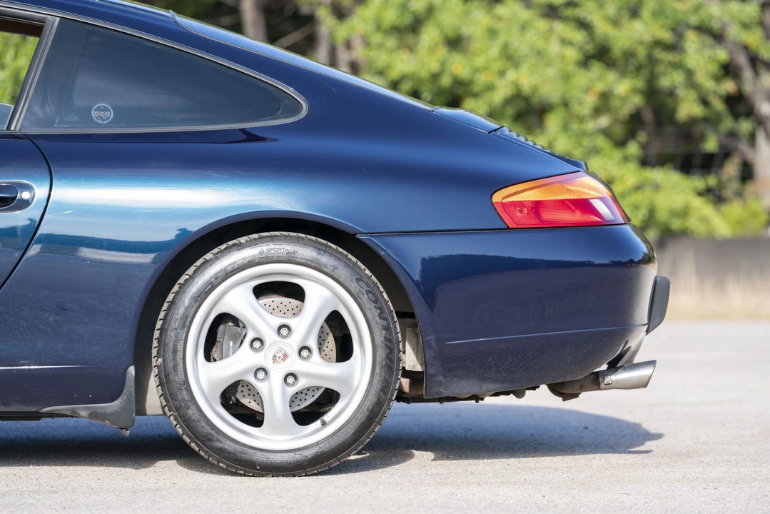 1999 Porsche 996 Carrera - Image 24 of 31