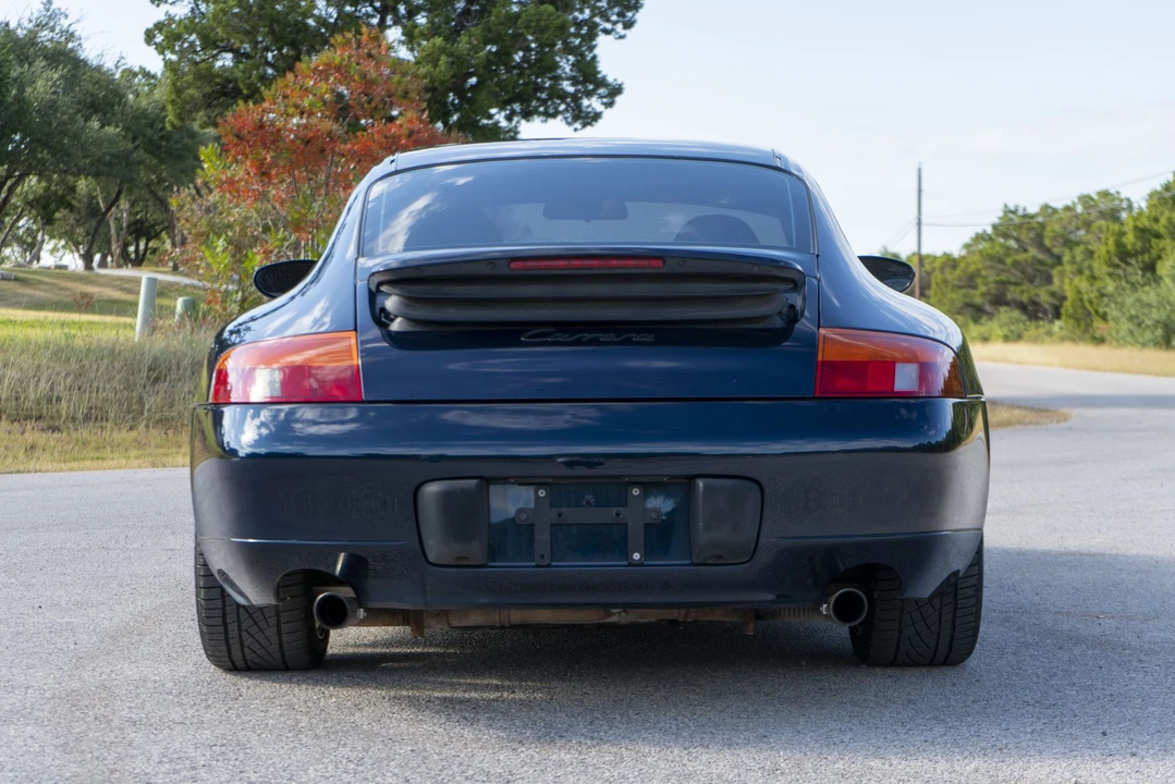 1999 Porsche 996 Carrera - Image 18 of 31