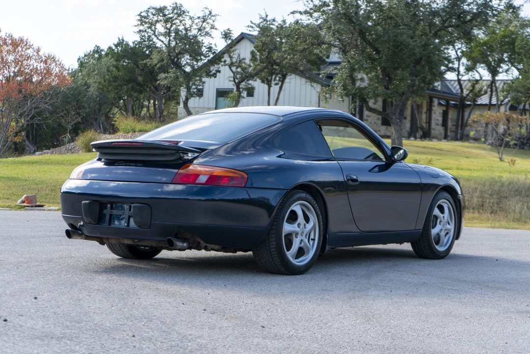 1999 Porsche 996 Carrera - Image 14 of 31