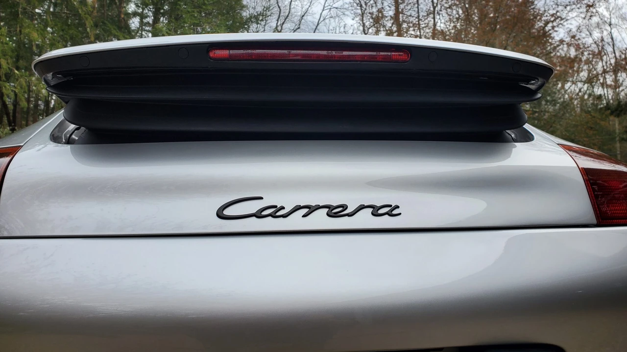 1999 Porsche 996 Carrera - Image 27 of 31
