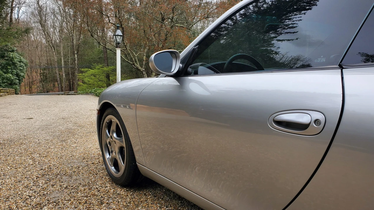 1999 Porsche 996 Carrera - Image 23 of 31