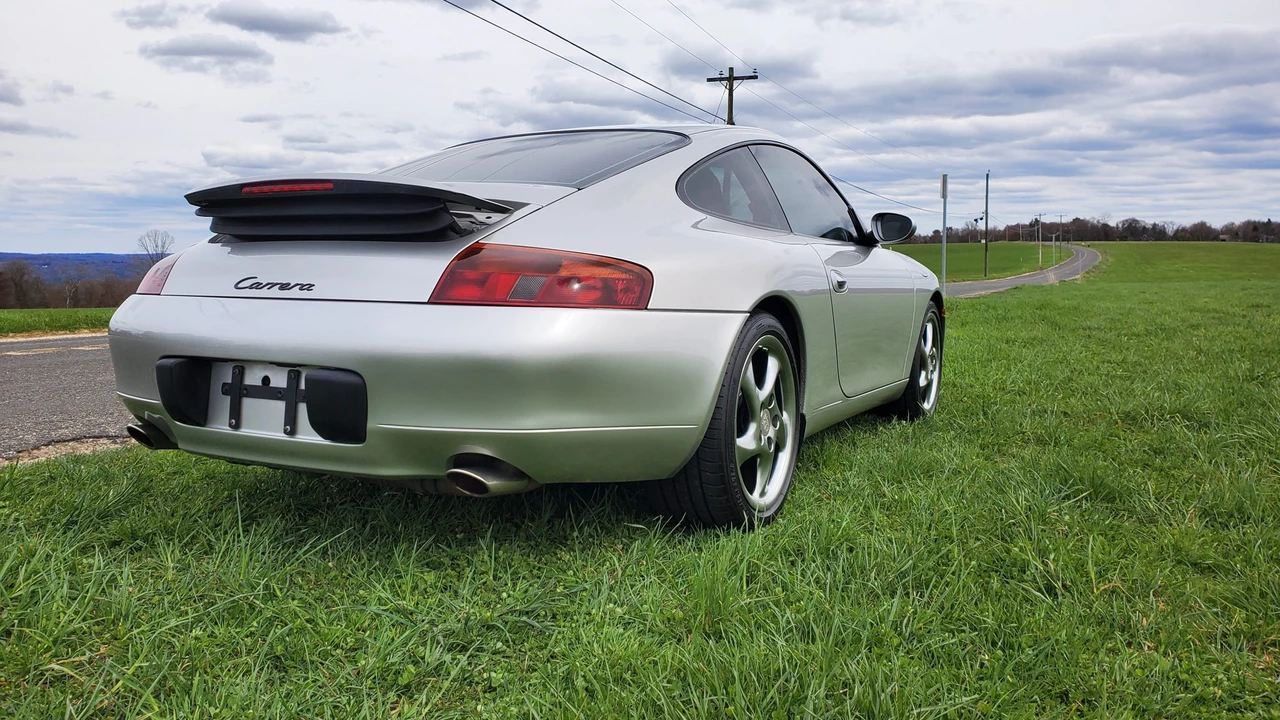 1999 Porsche 996 Carrera - Image 15 of 31